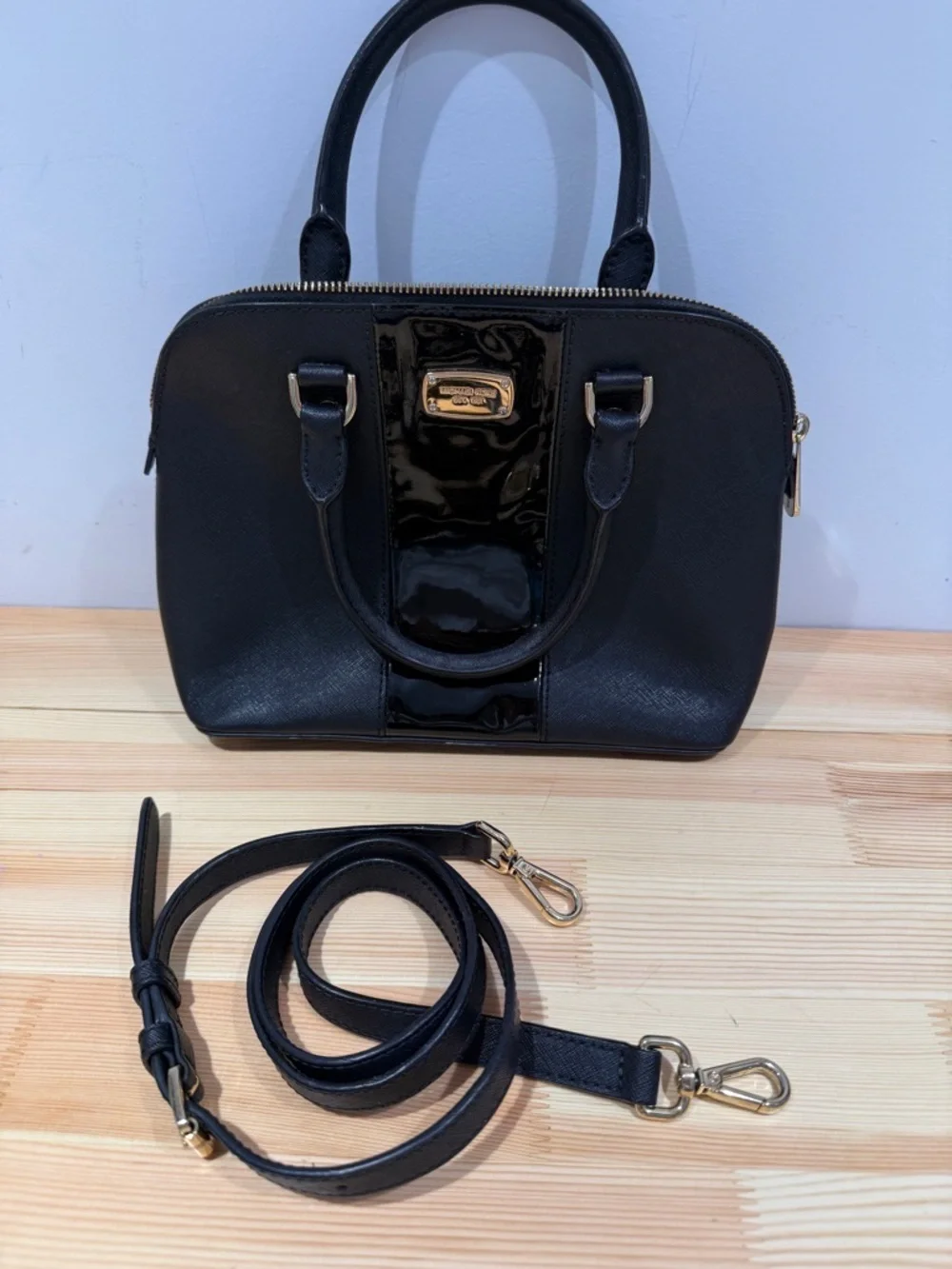 Michael Kors Cindy Large Dome Satchel - Saffiano & Patent